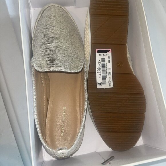 Alex Marie Raanata Espadrille Slip-Ons size 9.5 TAUPE SOFT GOLD - Picture 14 of 16